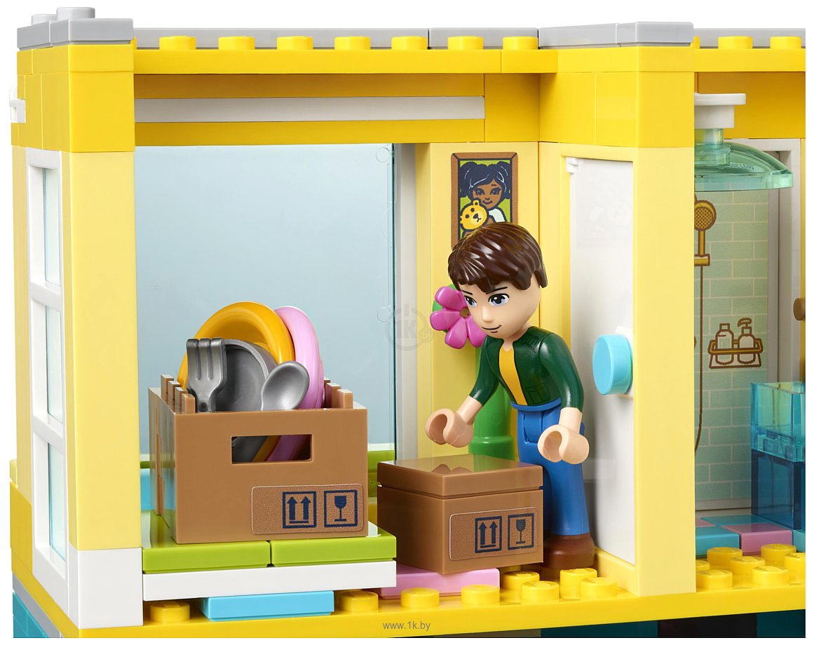 Фотографии LEGO Friends 41704 Большой дом на главной улице