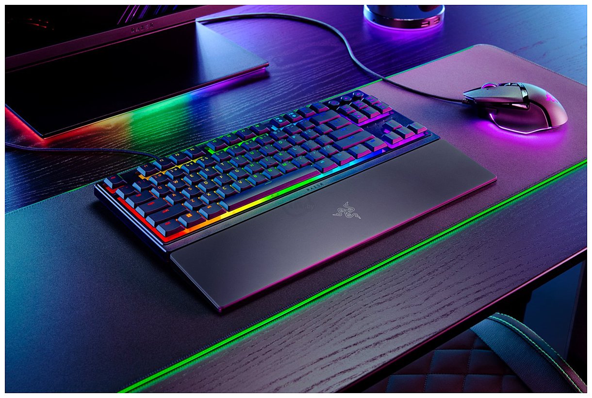 Фотографии Razer Ornata V3 TKL нет кириллицы