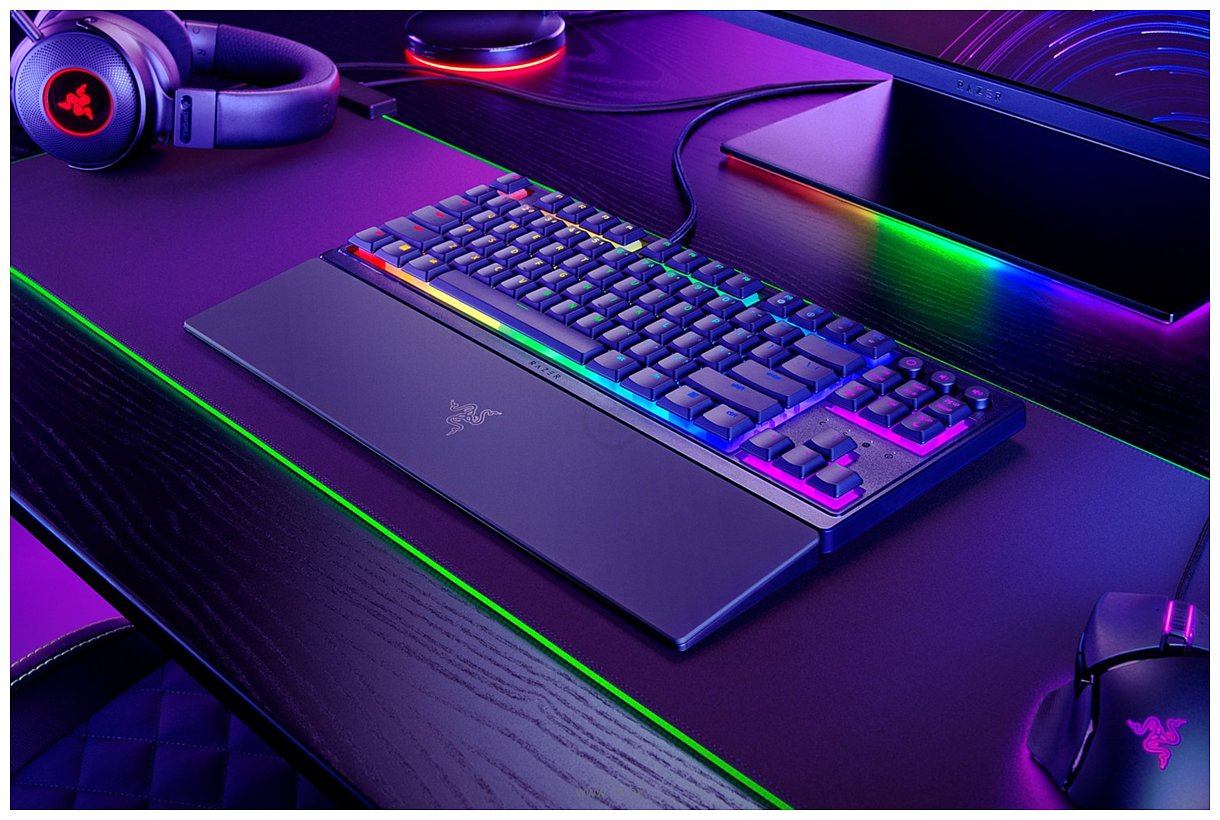 Фотографии Razer Ornata V3 TKL нет кириллицы