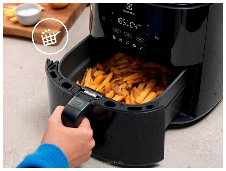 Фотографии Electrolux AirFryer 800 EAF3B