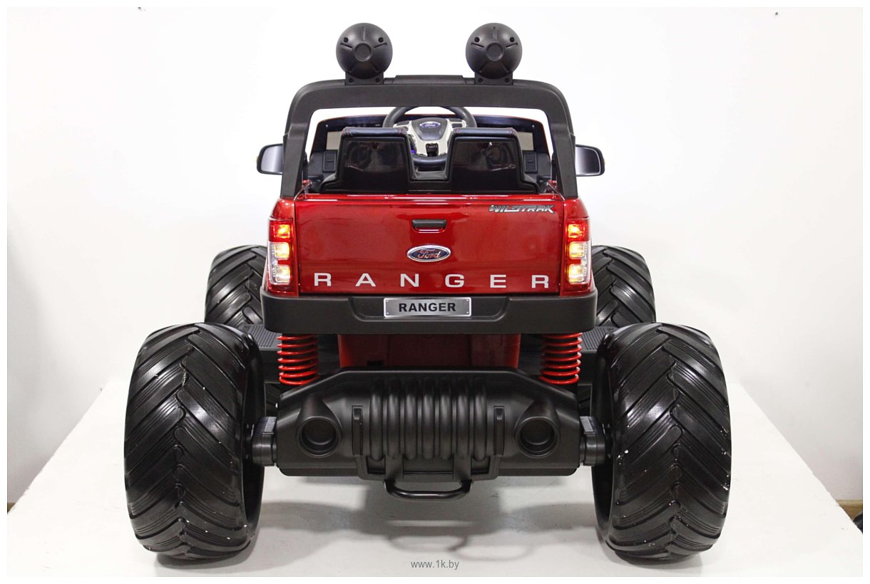 Фотографии RiverToys Ford Ranger Monster Truck 4WD DK-MT550 (вишневый)
