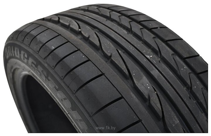 Фотографии Bridgestone Dueler H/P Sport 305/40 R20 112Y