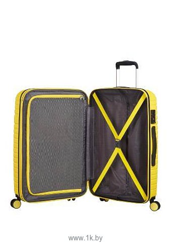 Фотографии American Tourister Aero Racer Lemon Yellow 68 см