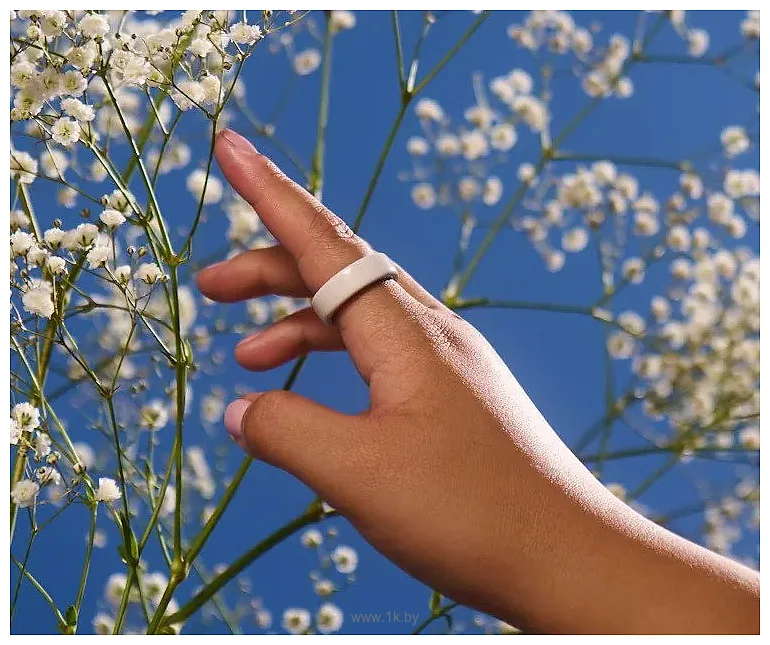 Фотографии Oura Ring 4 Ceramic (бежевый, размер 15) Фотографии Oura Ring 4 Ceramic (бежевый, размер 15)