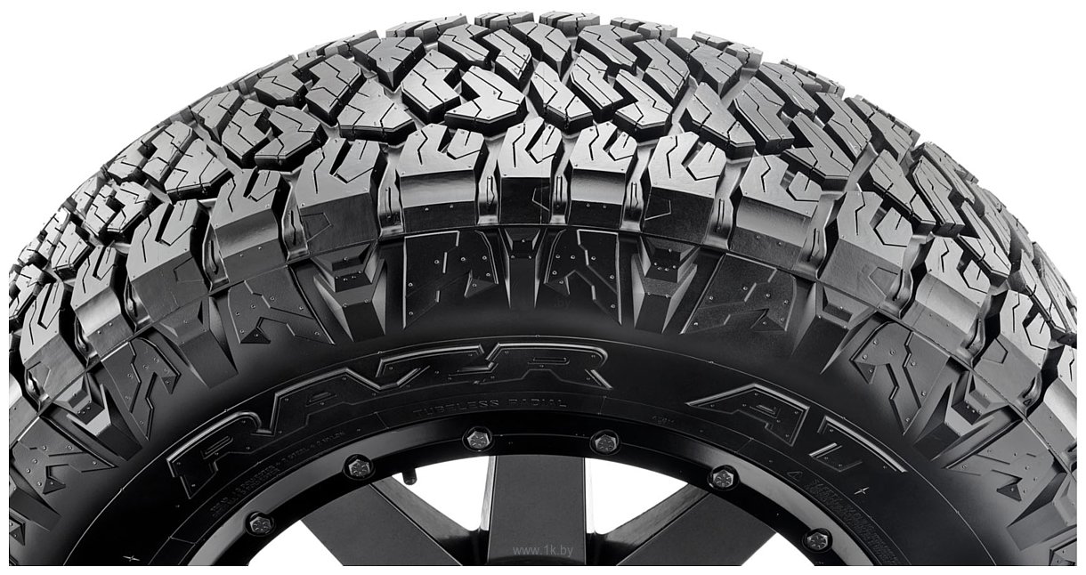 Фотографии Maxxis RAZR AT 245/65 R17 117/114S