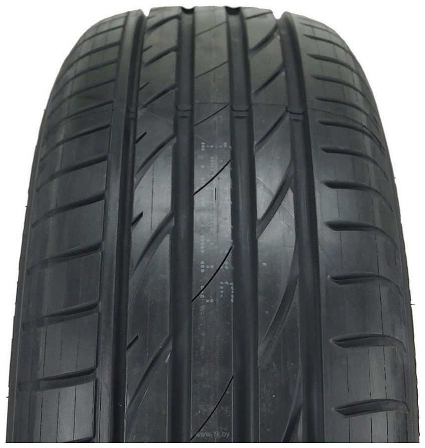 Фотографии Maxxis Victra Sport 5 SUV 235/55 R19 101Y