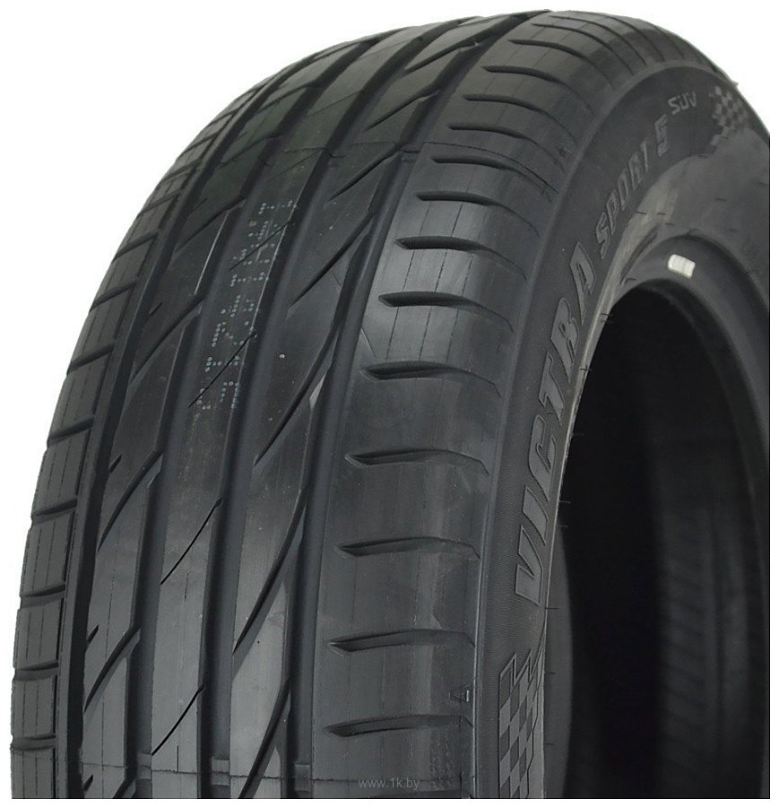 Фотографии Maxxis Victra Sport 5 SUV 235/55 R19 101Y