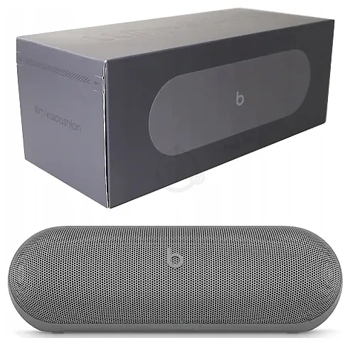 Фотографии Apple Beats Pill Kim Kardashian