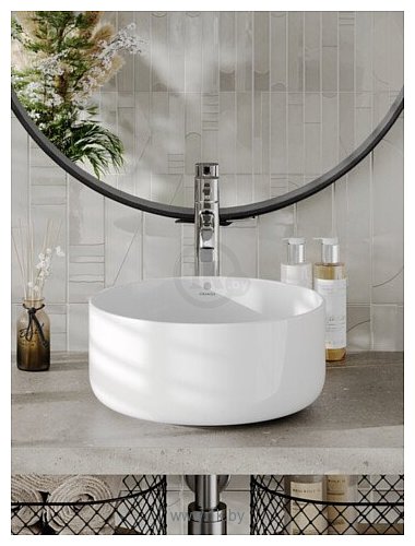 Фотографии ORANGE M05-121cr Фотографии ORANGE M05-121cr