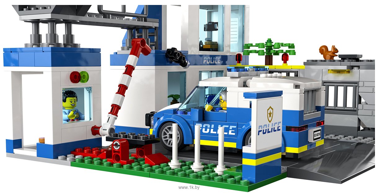 Фотографии LEGO City 60316 Полицейский участок