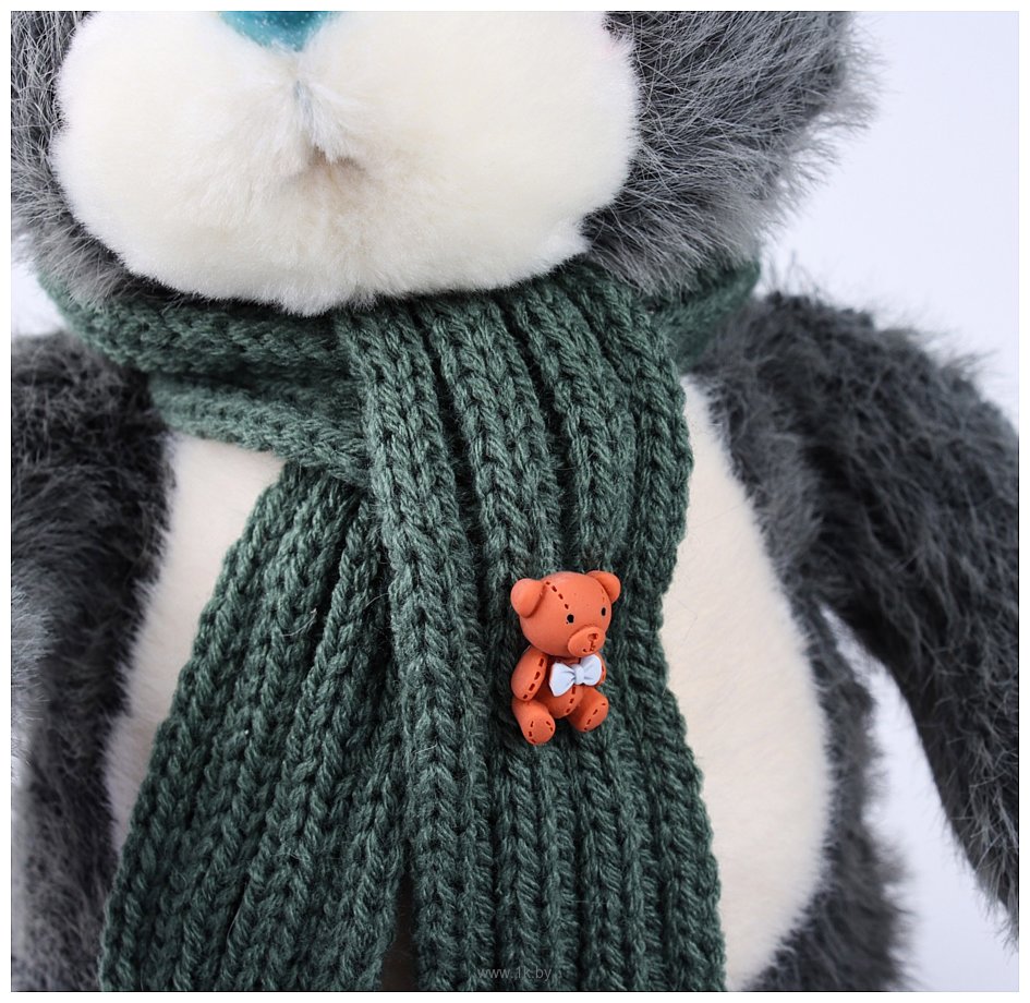 Фотографии Milo Toys Little Friend Мишка с зеленым шарфом 9905659 (темно-серый)