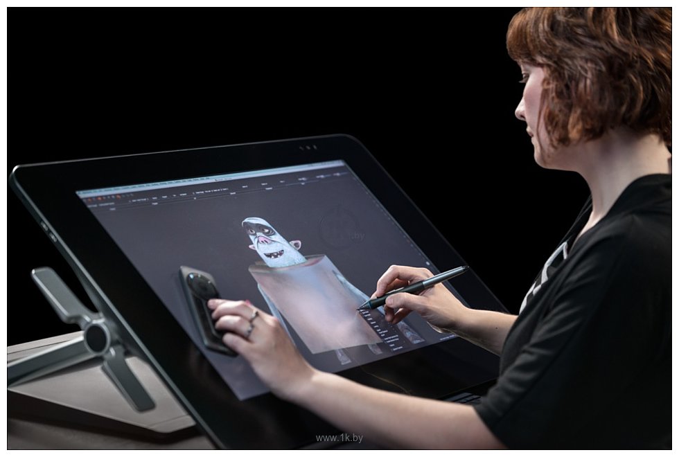 Фотографии Wacom Cintiq 27QHD Touch (DTK-2700)