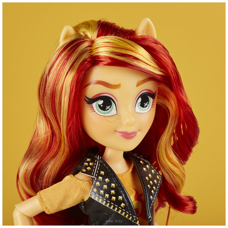 Фотографии Hasbro My Little Pony Equestria Girls Sunset Shimmer Classic Style