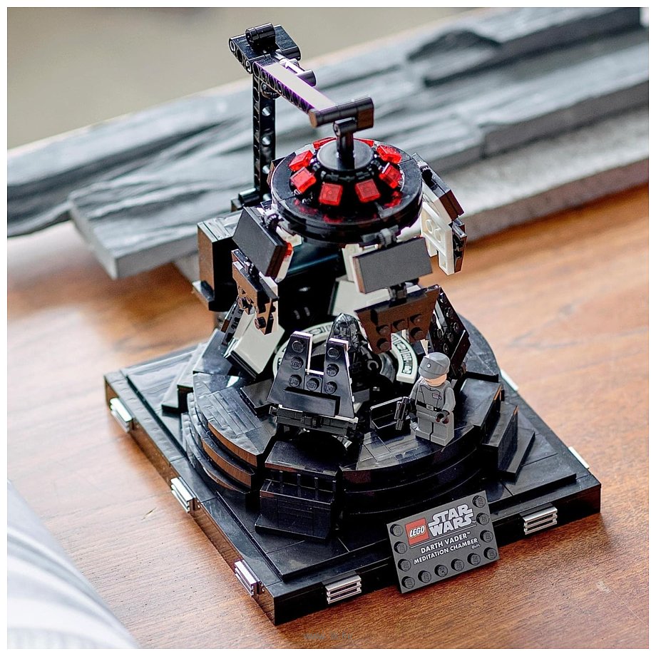 Фотографии LEGO Star Wars 75296 Камера для медитаций Дарта Вейдера