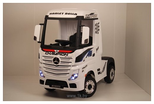 Фотографии RiverToys Mercedes-Benz Actros 4WD HL358 (белый)