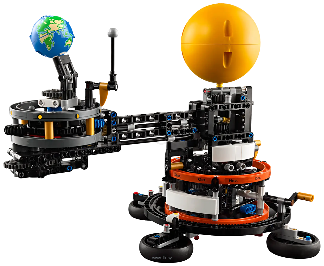 Фотографии LEGO Technic 42179 Планета Земля и Луна на орбите