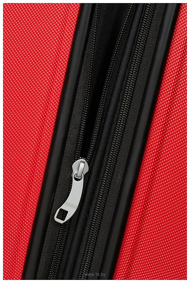 Фотографии American Tourister Tracklite Flame Red 67 см