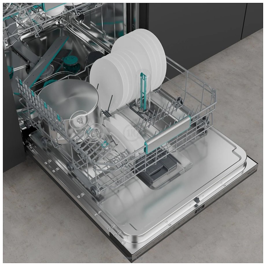 Фотографии Hisense HV673B66