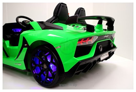 Фотографии RiverToys Lamborghini Aventador SVJ A111MP (зеленый)