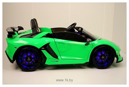 Фотографии RiverToys Lamborghini Aventador SVJ A111MP (зеленый)