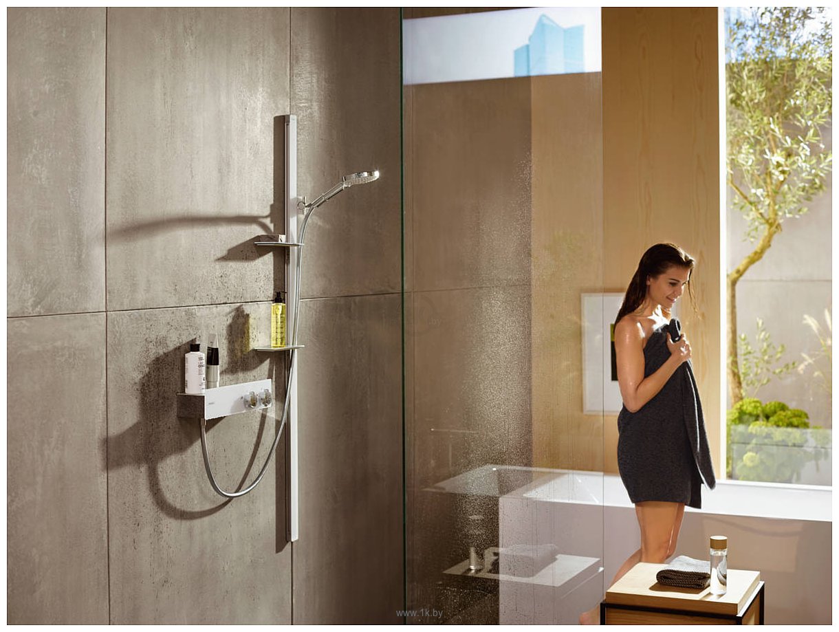 Фотографии Hansgrohe ShowerTablet 350 13102400 (белый/хром)