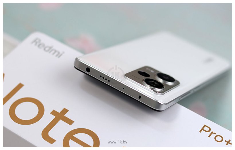 Фотографии Xiaomi Redmi Note 12 Pro+ 12/256GB (китайская версия)