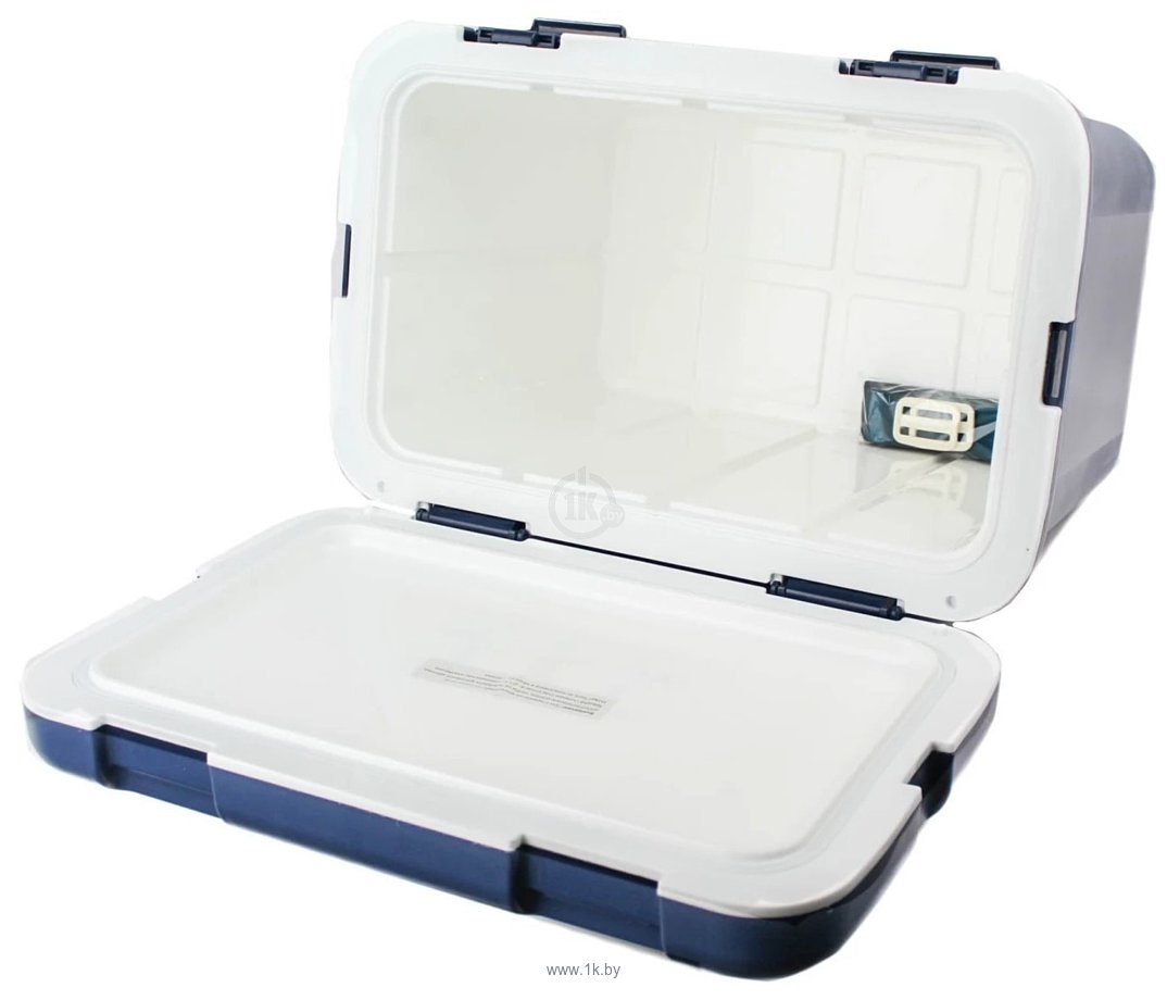 Фотографии Camping World Snowbox Marine 28L