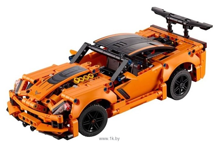 Фотографии LEGO Technic 42093 Шевроле Корветт ZR1