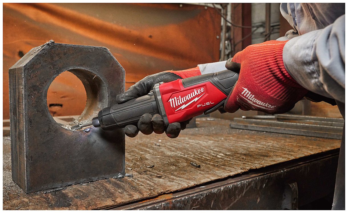Фотографии Milwaukee M18 FDGROVPDB-0X One-Key Fuel 4933480957 (без АКБ, кейс)