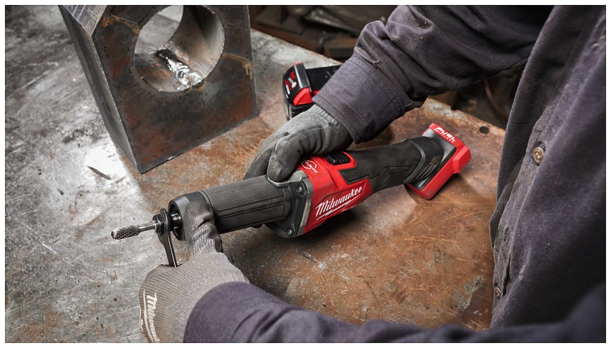 Фотографии Milwaukee M18 FDGROVPDB-0X One-Key Fuel 4933480957 (без АКБ, кейс)