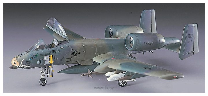Фотографии Hasegawa Штурмовик A-10A Thunderbolt II