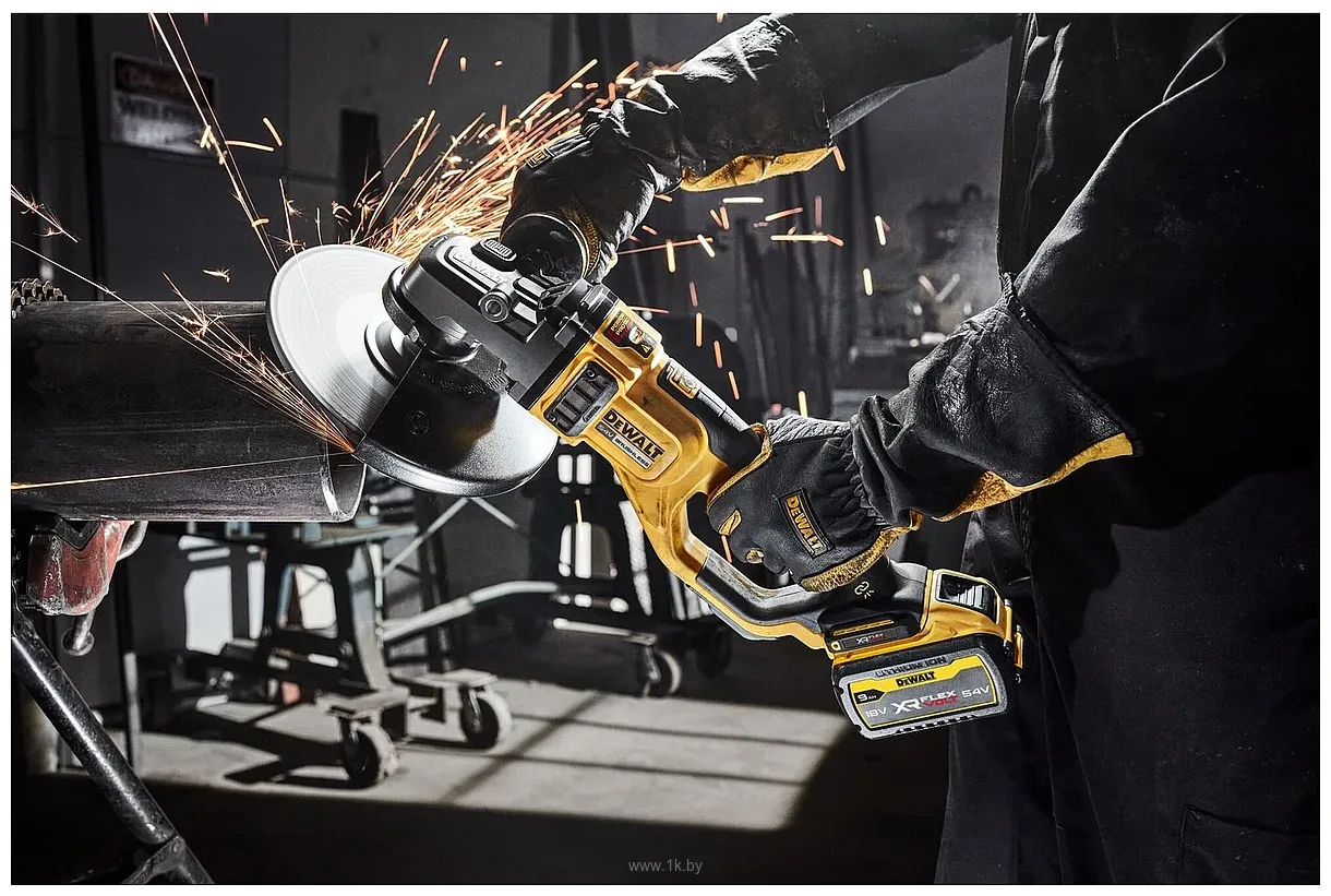 Фотографии DeWALT DCG460NK (без АКБ, кейс)