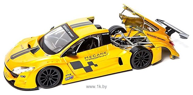 Фотографии Bburago Renault Megane Trophy 18-22115 (желтый)