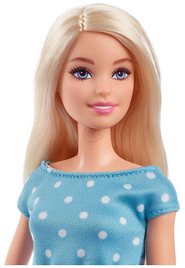 Фотографии Barbie Малибу с аксессуарами GYG39