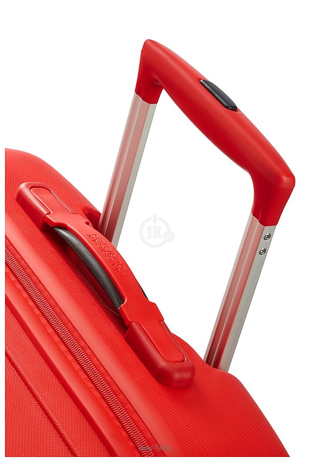 Фотографии American Tourister Skytracer Formula Red 55 см