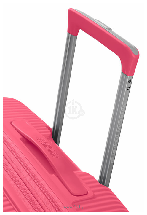 Фотографии American Tourister SoundBox Hot Pink 77 см