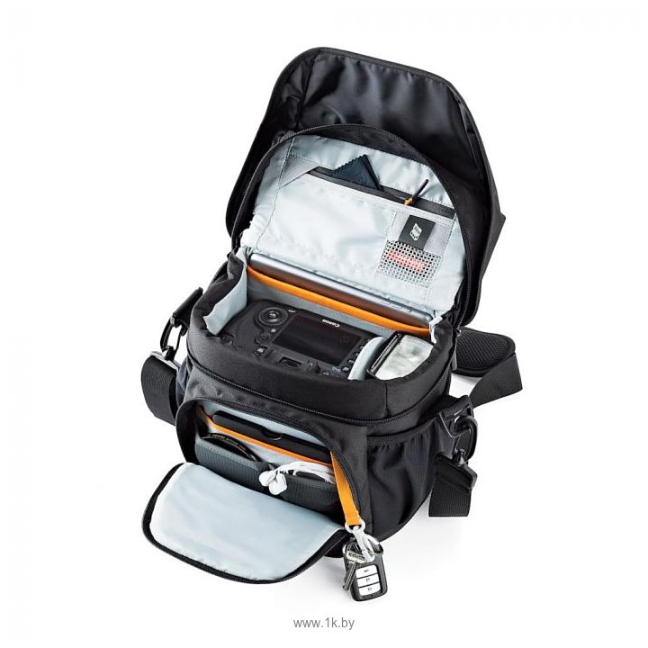 Фотографии Lowepro Nova 170 AW II