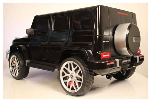 Фотографии RiverToys Mercedes-AMG G63 4WD S307 (черный глянец)