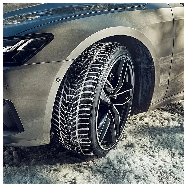 Фотографии Hankook Winter i*cept evo3 W330 205/40 R18 86V