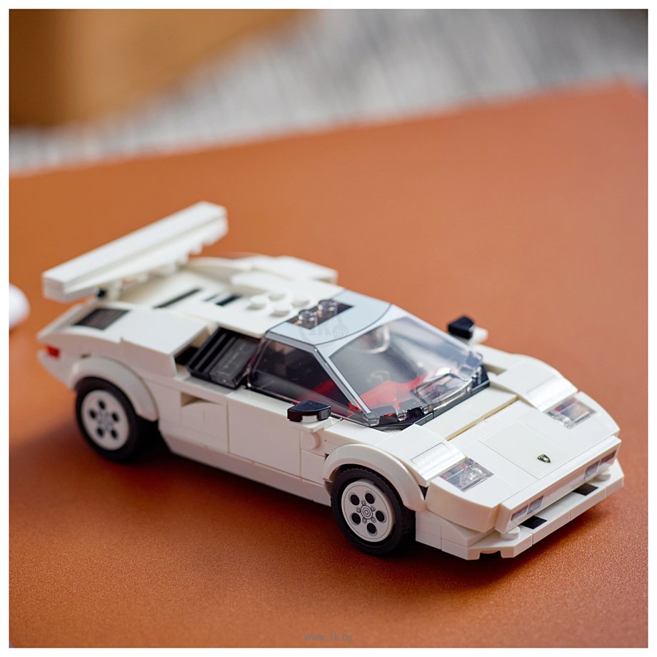 Фотографии LEGO Speed Champions 76908 Lamborghini Countach
