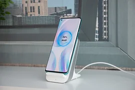 Смартфоны с самой быстрой беспроводной зарядкой